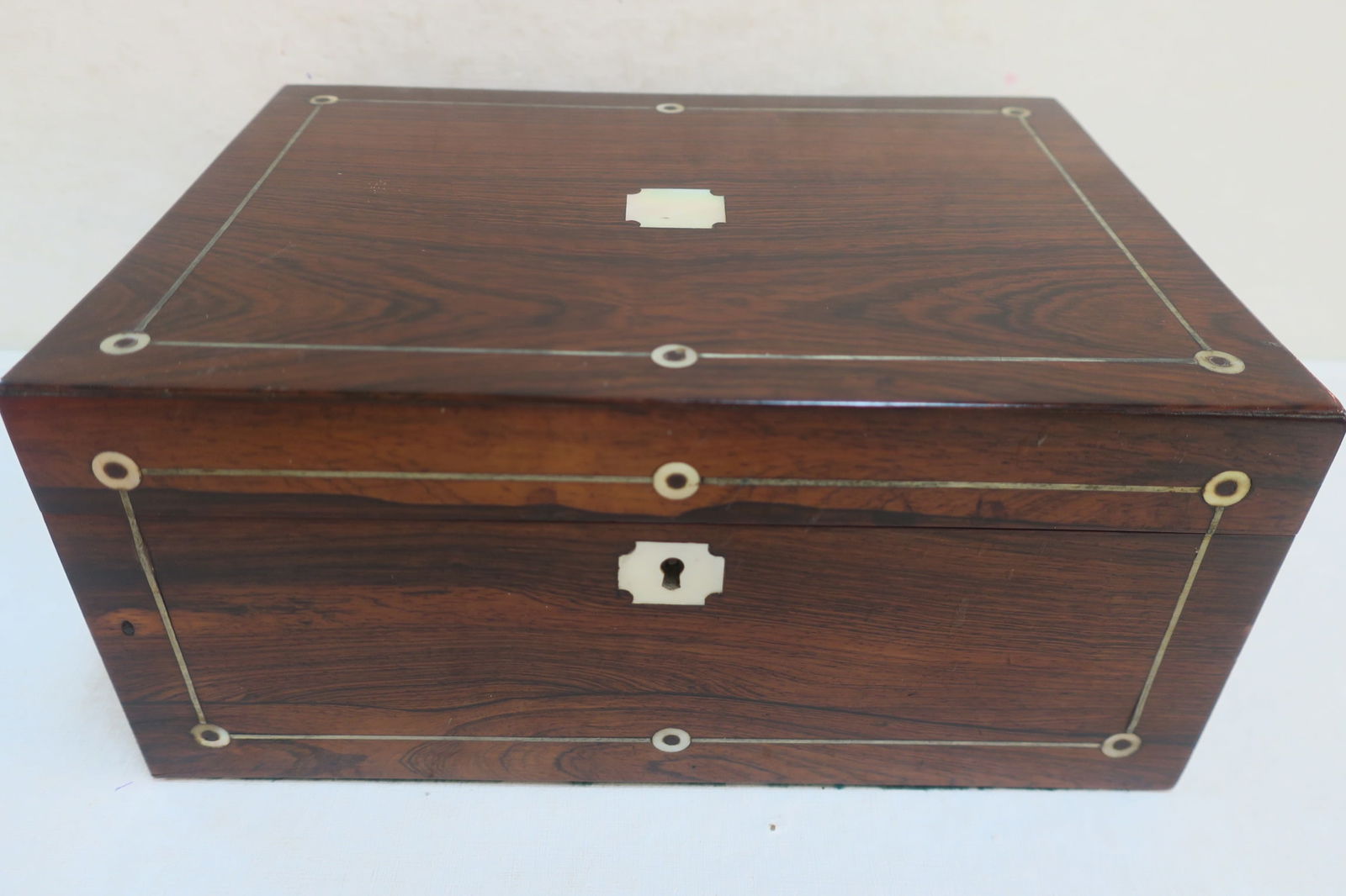 VICTORIAN ROSEWOOD SEWING OR LETTER