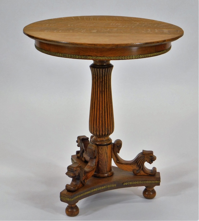 VICTORIAN ROUND CARVED OAK LION