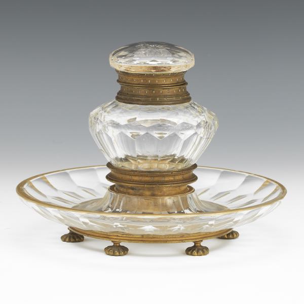 VICTORIAN ROUND GLASS D'ORE