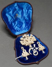 VICTORIAN SEED PEARL THREE-PIE