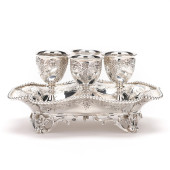 VICTORIAN SILVER EGG CRUET, MA