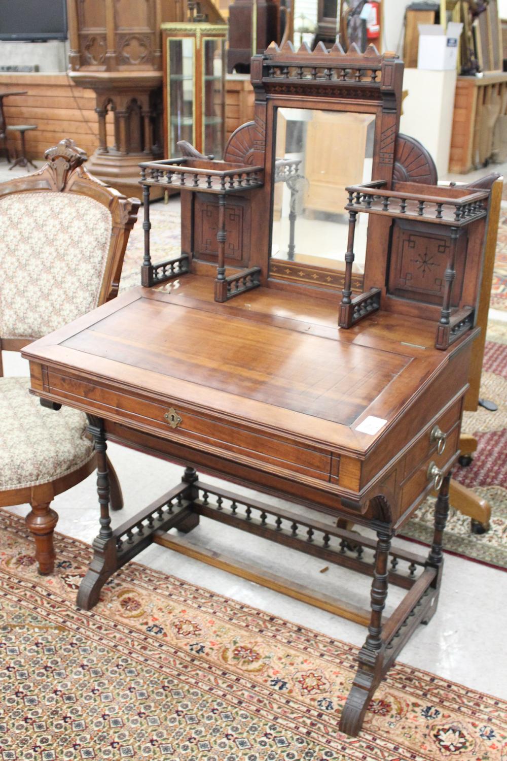 VICTORIAN SLANT-TOP WRITING
