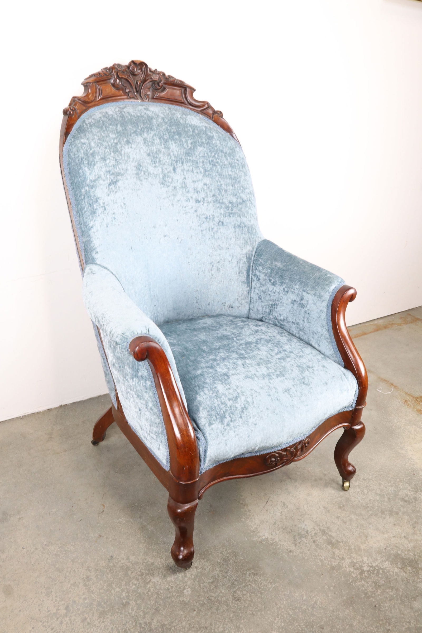 VICTORIAN SLIPPER STYLE ARMCHAIR