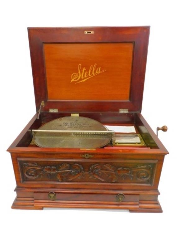 VICTORIAN STELLA MUSIC DISC PLAYER.