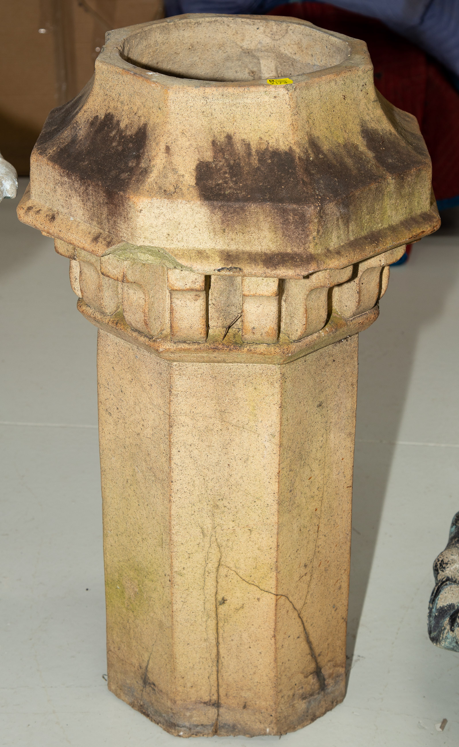 VICTORIAN STONEWARE CHIMNEY CROWN