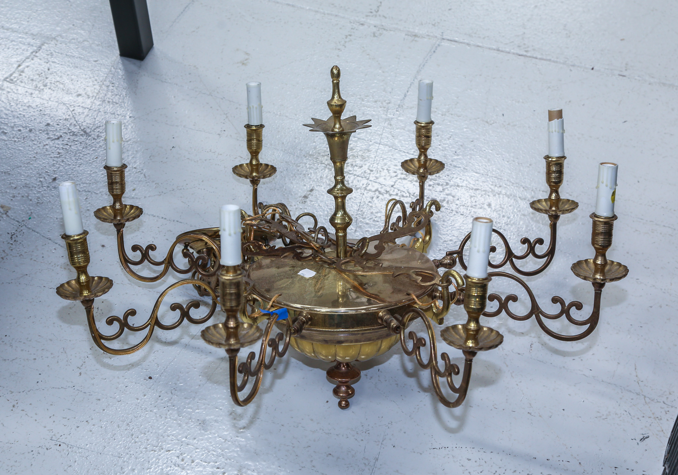 VICTORIAN STYLE BRASS CHANDELIER