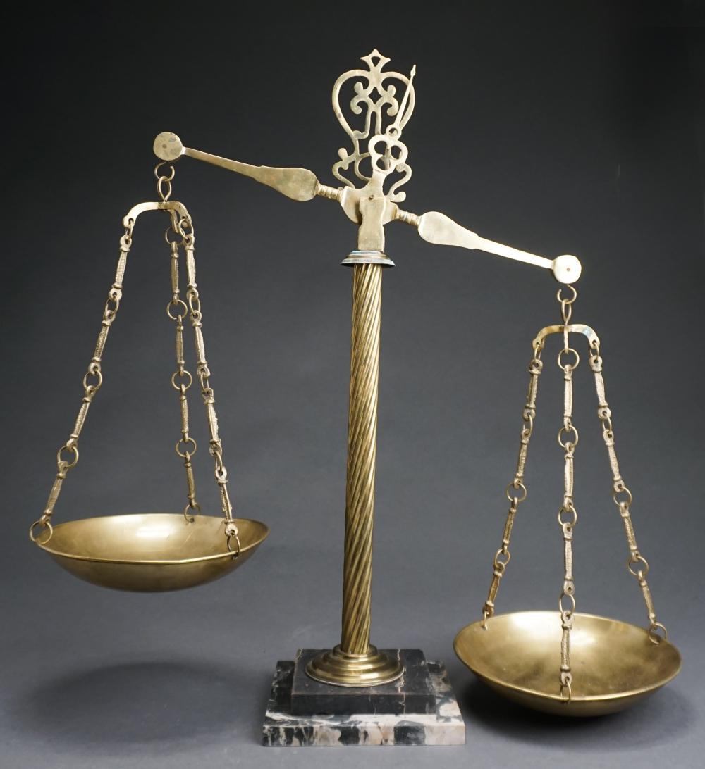 VICTORIAN STYLE BRASS SCALE ON
