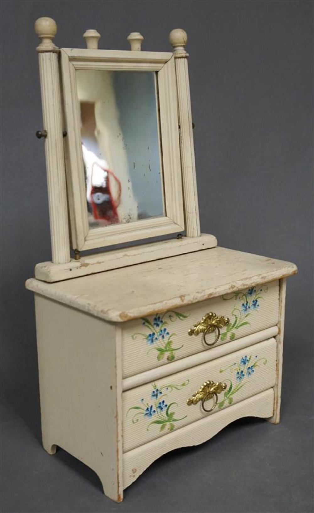 VICTORIAN STYLE DECORATED
