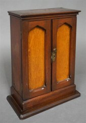VICTORIAN STYLE MAHOGANY DIMIN