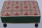 VICTORIAN STYLE MAHOGANY FOOTS