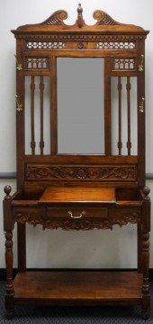 VICTORIAN STYLE MAHOGANY MIRRO