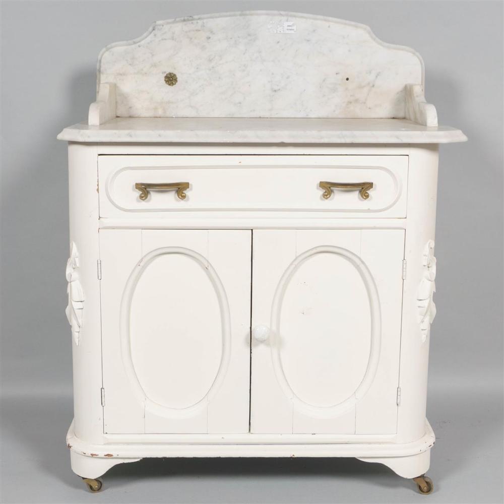 VICTORIAN STYLE MARBLE TOPPED