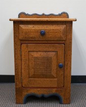 VICTORIAN STYLE STAINED PINE W