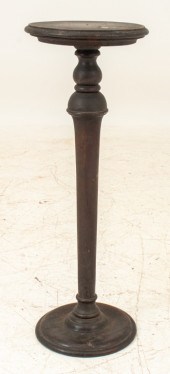 VICTORIAN STYLE TURNED WOOD PE