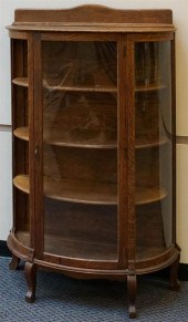 VICTORIAN STYLE WALNUT CURIO (