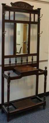 VICTORIAN STYLE WALNUT MIRRORE