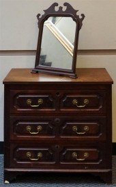 VICTORIAN STYLE WALNUT WASH ST