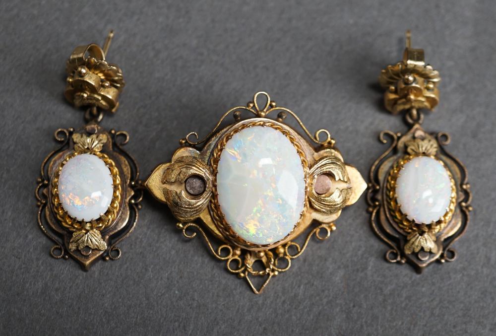 VICTORIAN TESTED 14-KARAT
