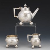 VICTORIAN THREE PIECE CHILDREN