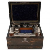 VICTORIAN TRAVELLING CASEDESCR