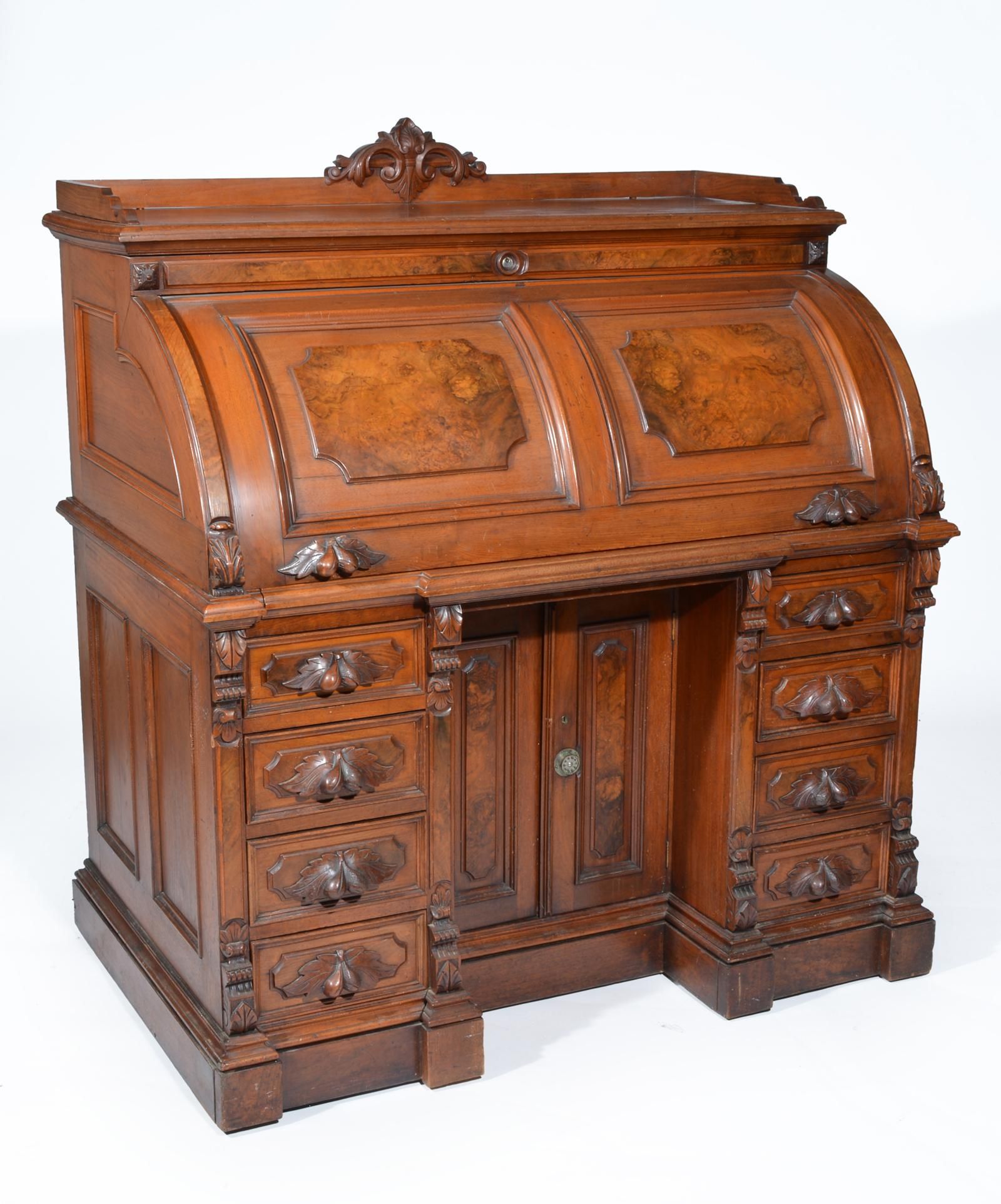 VICTORIAN WALNUT CYLINDER ROLL