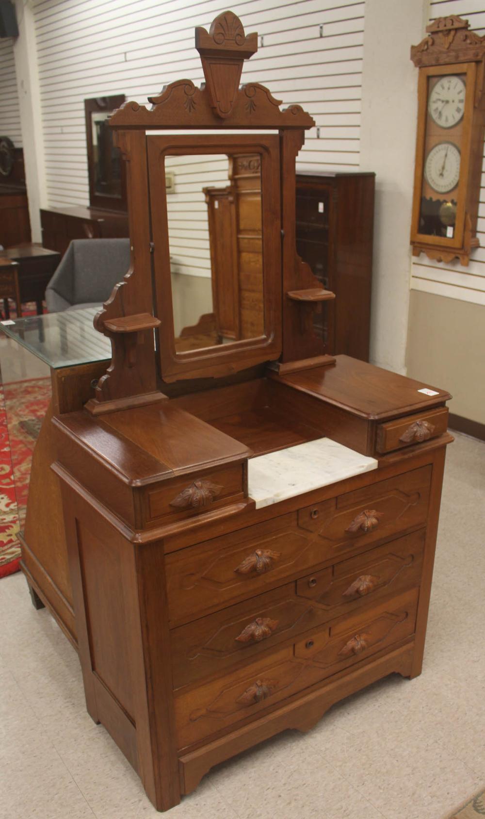 VICTORIAN WALNUT DRESSERVICTORIAN