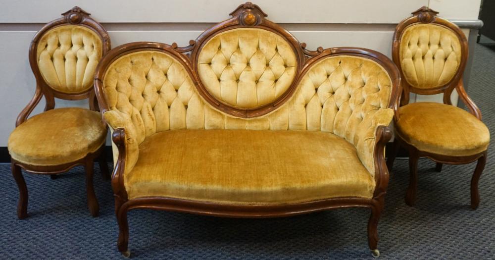 VICTORIAN WALNUT GOLD VELVET