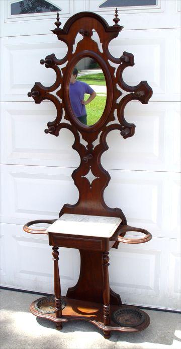 VICTORIAN WALNUT MARBLE TOP HALL