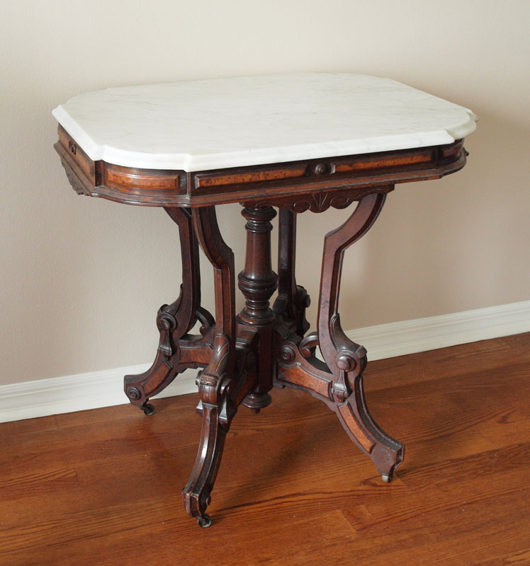 VICTORIAN WALNUT MARBLE TOP