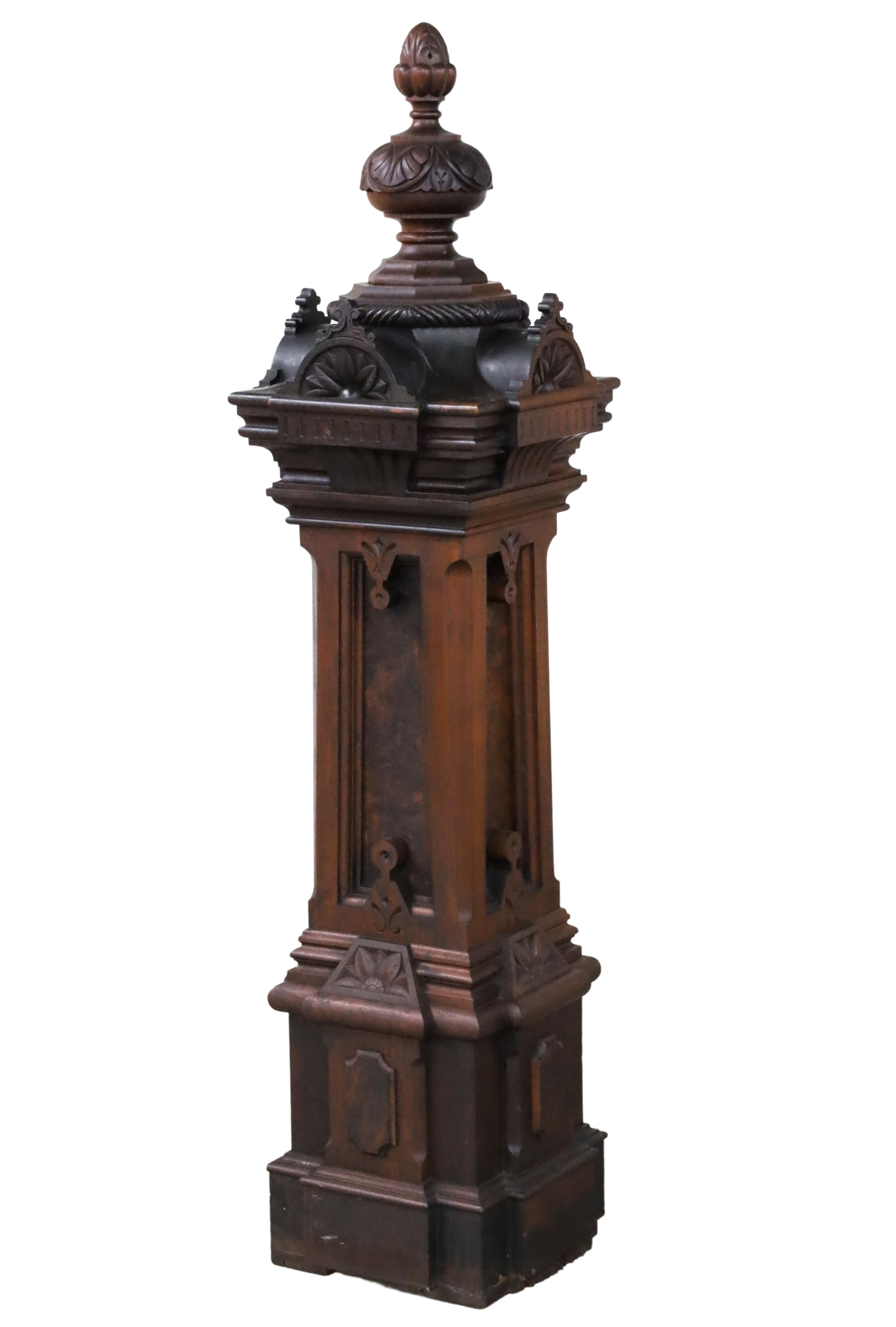 VICTORIAN WALNUT NEWEL POST An