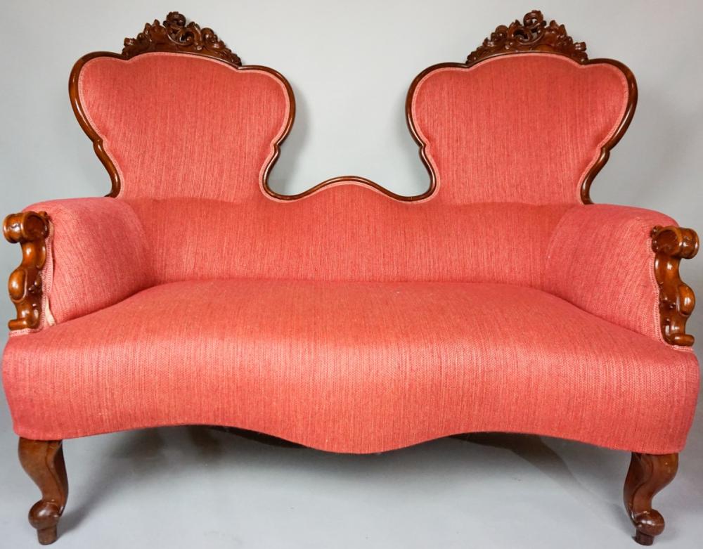VICTORIAN WALNUT TETE-A-TETE
