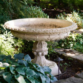 VICTORIAN WHITE PAINTED CAST-I