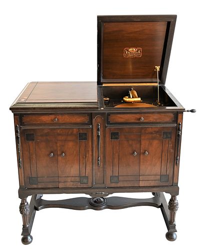 VICTROLA PHONOGRAPH WALNUT CABINET,