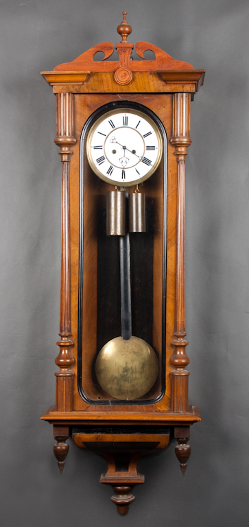Vienna walnut regulator wall