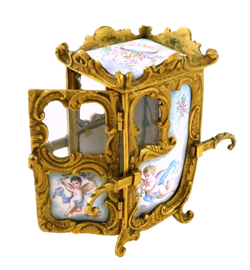 VIENNESE MINIATURE HAND-CARRIED