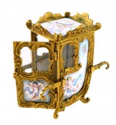 VIENNESE MINIATURE HAND-CARRIE
