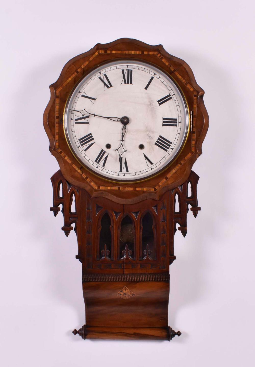 VIENNESE WALNUT HANGING WALL