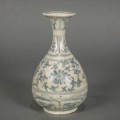 VIETNAMESE UNDERGLAZE BLUE VAS