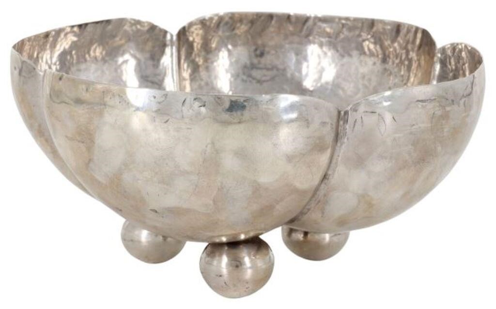VIGUERAS HAMMERED STERLING LOBED