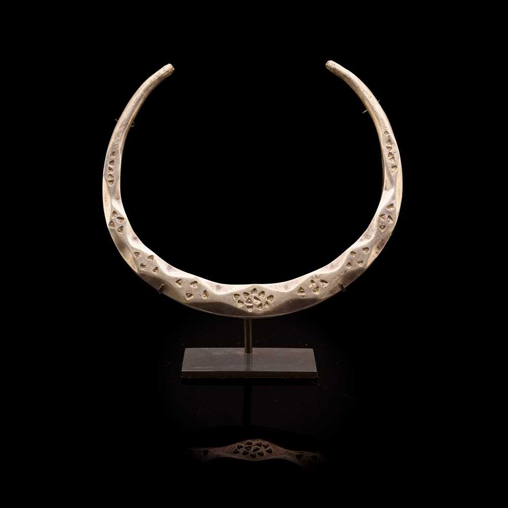 VIKING WHITE METAL TORQUE 9TH -