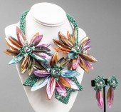 VILAIWAN FLORAL SHELL & BEAD N