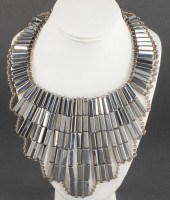 VILAIWAN METAL BAGUETTE BIB NE