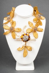 VILAIWAN MOTHER-OF-PEARL CRYST