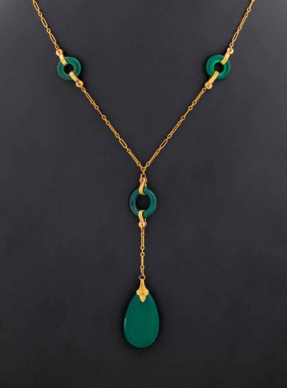 VINTAGE 14K  DYED GREEN