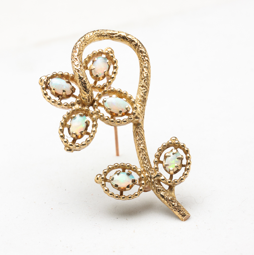 VINTAGE 14K GOLD AND OPAL FLOWER