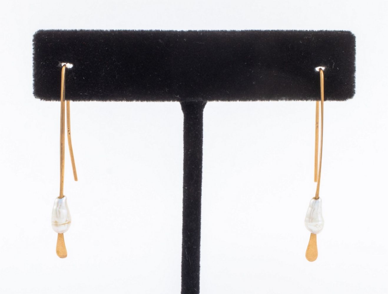 VINTAGE 14K GOLD EARRINGS W/