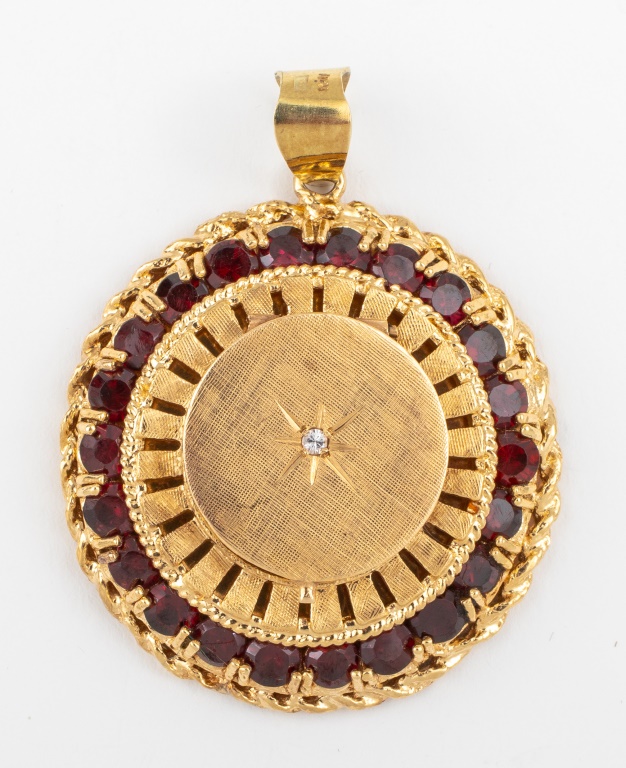 VINTAGE 14K GOLD & GARNET LOCKET