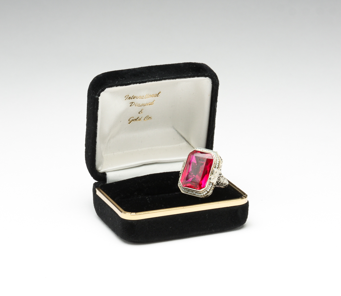 VINTAGE 14K GOLD RING WITH