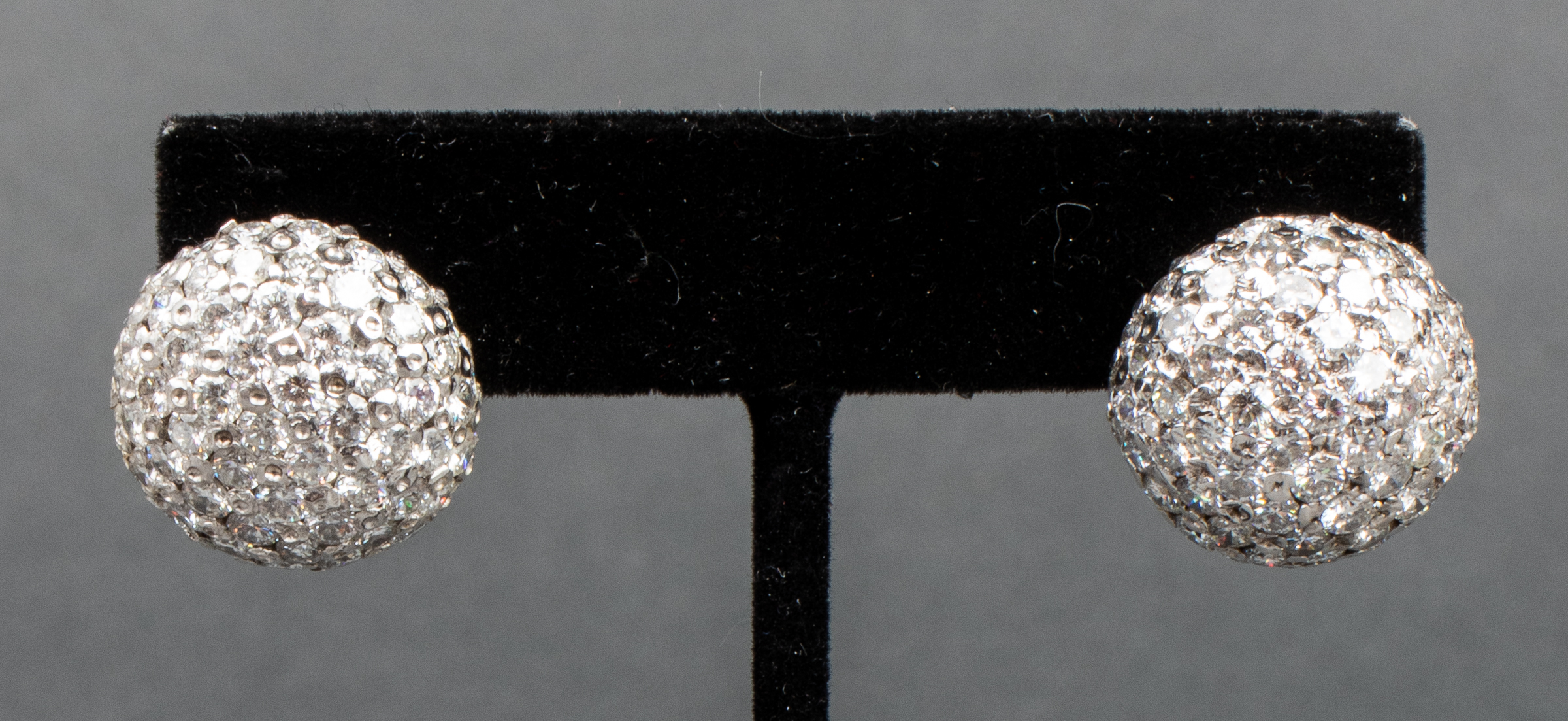 VINTAGE 14K WHITE GOLD DOME PAVE