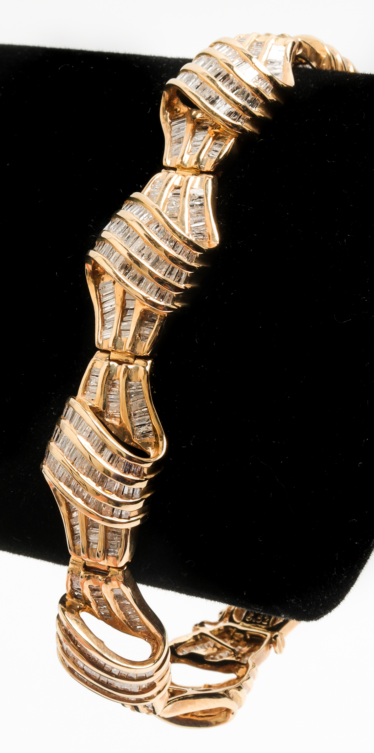 VINTAGE 14K YELLOW GOLD & DIAMOND